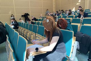  Siedlczanie sprawdzali wiedzę z języka polskiego. Kolejna edycja Dyktanda Siedleckiego za nami