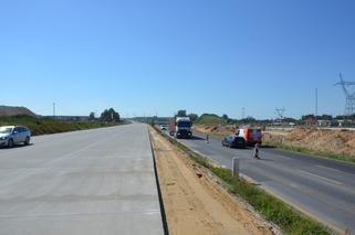 Kolejne kilometry autostrady A1 oddane do użytku. Odcinek Kamieńsk - Radomsko już przejezdny