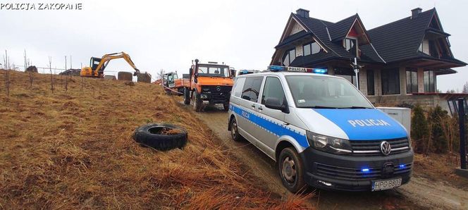 Nie żyje mężczyzna przysypany przez ziemię. Tragedia na Podhalu