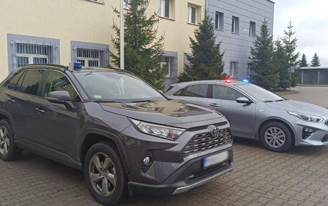 Nowe nieoznakowane radiowozy w Ostródzie