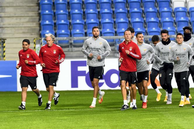 Lech - Benfica: Dziennikarze NIE DAJĄ SZANS drużynie z Poznania