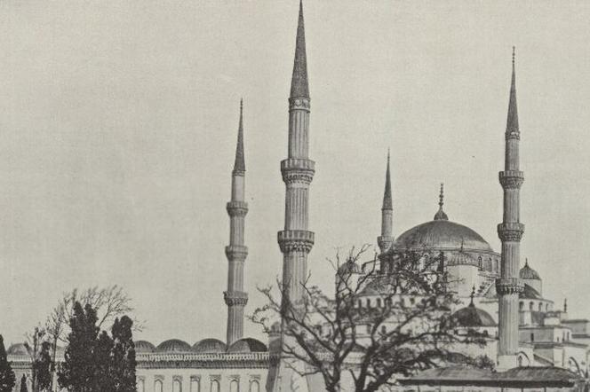 Minarety, meczet sułtana Achmeda w Stambule. Polona