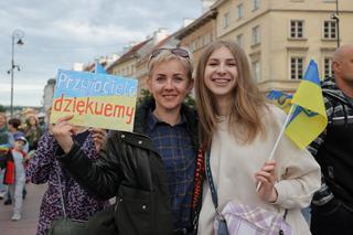 Ogromna manifestacja wdzięczności Ukraińców w Warszawie. „Przyjaciele, dziękujemy”