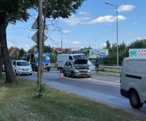 Zderzenie trzech pojazdów w centrum Kielc. Duże utrudnienia w ruchu