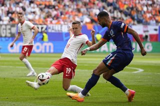 Holendrzy odarli nas z marzeń. Świetny mecz Polaków i przegrana po bramce rywali w ostatnich minutach [ZAPIS RELACJA NA ŻYWO]
