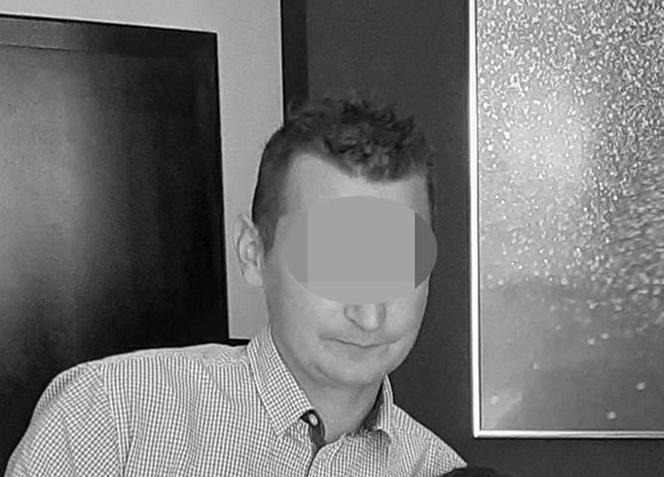 Rzucił się na policjantów z nożami, zastrzelili go