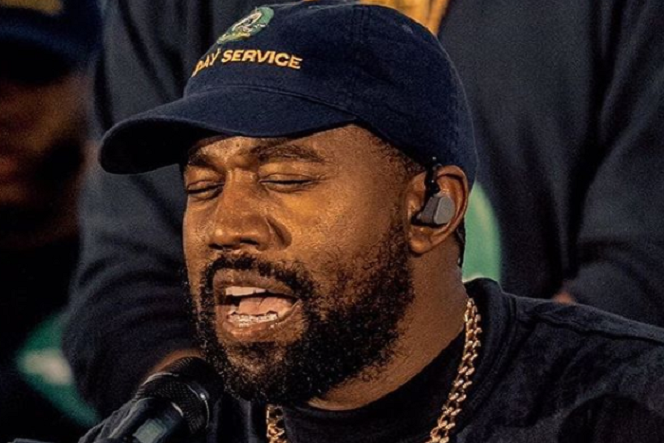 Kanye West oddał MOCZ na statuetkę Grammy. Jest nieobliczalny przez chorobę?
