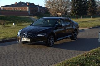 Skoda idzie pod „młotek. Prezydent: Nie czuję potrzeby używania limuzyny