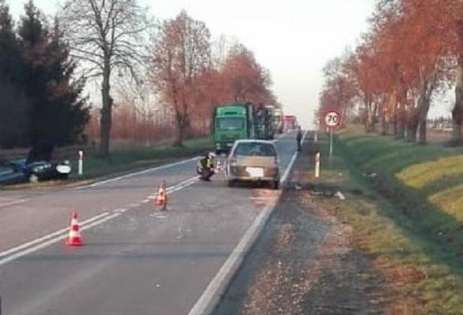 Dobrzyniewo Duże. Wypadek na DK 65. Zderzenie osobówek. 3 osoby ranne