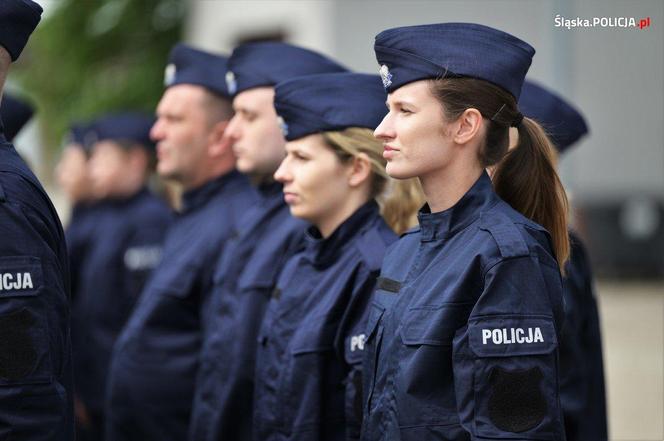 Uroczyste ślubowanie 69 nowych policjantów  w Oddziale Prewencji Policji w Katowicach