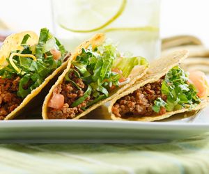 Burgerowe taco hitem każdego domu. Pyszny i prosty sposób na ciekawy obiad