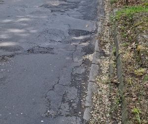 W poniedziałek rusza remont ulicy Kiepury w Lesznie. Którędy dojazd do szpitala i przychodni?