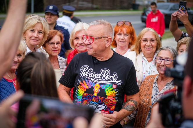 Jurek Owsiak przyjechał do Chorzowa. Oficjalnie otwarto rondo im. Fundacji WOŚP