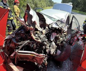 Droga śmierci zbiera krwawe żniwo! Na DK 10 w Solcu Kujawskim zginęły dwie osoby [ZDJĘCIA]