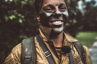 Hubert Szczypek z Gogglebox. Przed telewizorem kradnie kobiece serca. Tego o nim nie wiecie