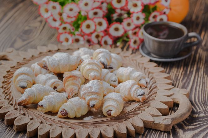 Kruche rogaliki z konfiturami (bez mleka krowiego)