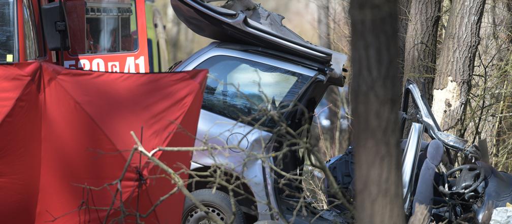Koszmarny wypadek w Rulewie. Kierowca zginął w Poniedziałek Wielkanocny