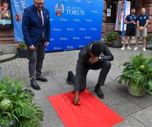 Wilfredo Leon odsłonił Katarzynkę w Piernikowej Alei Gwiazd