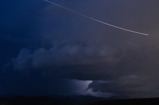 Taurydy 2021. Kiedy obserwować rój meteorów na nocnym niebie?