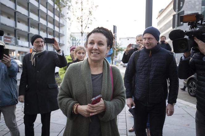 Olga Tokarczuk dostanie tort jak medal Nobla