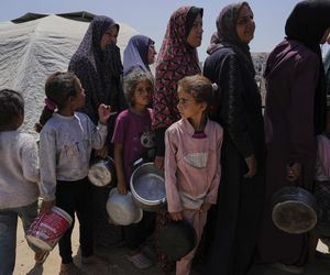 Dramat w Strefie Gazy. Dzieci i seniorzy umierają z głodu. Pomoc ruszyła, ale wciąż jest jej za mało