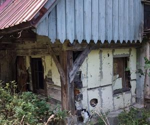 Dostrzec, zrozumieć, ocalić – Domy przysłupowe. Projekt inwentaryzacji domów przysłupowych zainicjowany przez Małgorzatę Maszkiewicz (Dolina Domów Przysłupowych) - powstała bogata dokumentacja oraz zdjęcia