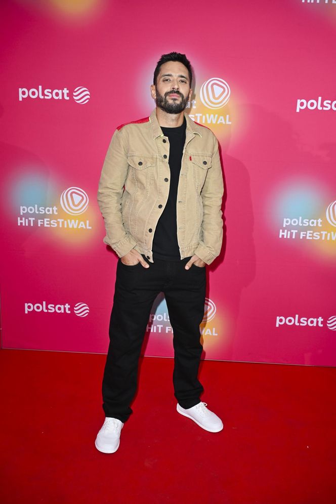 Dawno niewidziany Mesajah wziął ślub. Gwiazdy pospieszyły z gratulacjami