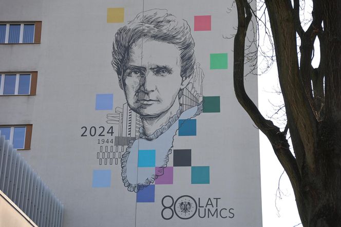 Na gmachu WPiA UMCS można podziwiać mural z wizerunkiem Marii Curie-Skłodowskiej 