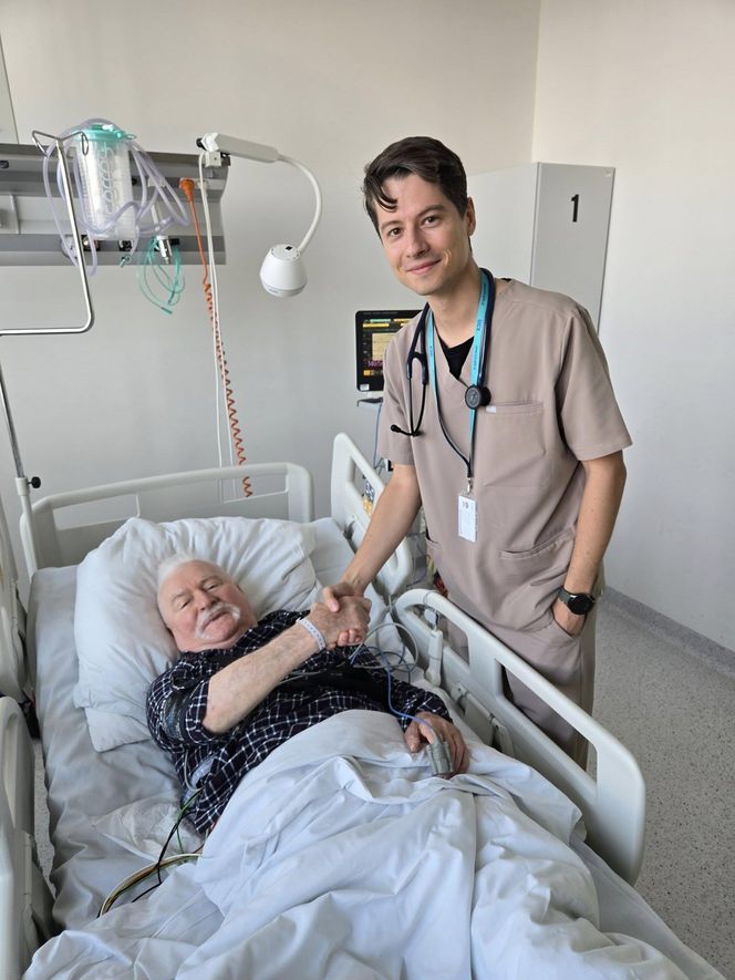 Lech Wałęsa w szpitalu 