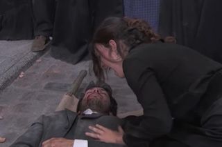 Akacjowa 38. Pablo nie żyje. Umiera w ramionach Leonor