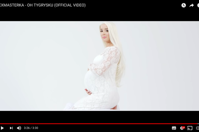 Seksmasterka jest w ciąży? Youtuberka zaprezentowała klip do najnowszej piosenki! [WIDEO]
