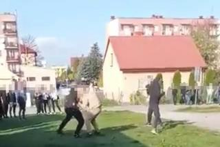 Przeworsk. Ustawka pod szkołą [GALERIA]