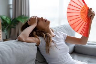 Ciągłe uczucie gorąca? To nie tylko objaw menopauzy