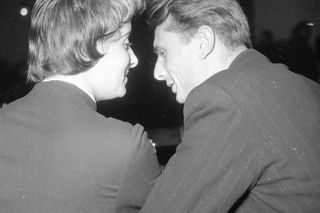 QUIZ PRL. Miłosne hity Polski Ludowej. W PRL-u to nucili zakochani