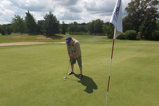 Lech Wałęsa gra w golfa
