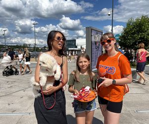Wakacyjny patrol Eska Summer City na olsztyńskiej Plaży Miejskiej