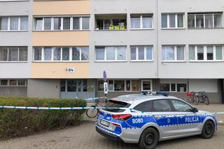 Działania służb w bloku przy ul. Gajowickiej