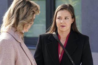 Barwy szczęścia odc. 2798: Dorota Kujawiak (Karina Seweryn), Gabrysia (Marta Juras)