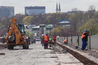 Kilofy weszły na most