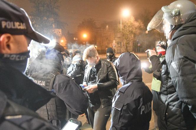 Protest pod domem Kaczyńskiego