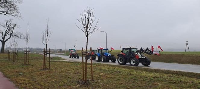 Trwa protest rolników. Drogi na Pomorzu są sparaliżowane. Gdzie trwają utrudnienia? 