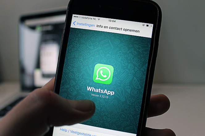 WhatsApp połączy się z Facebookiem? Kiedy ma to nastąpić? Co się zmieni? 