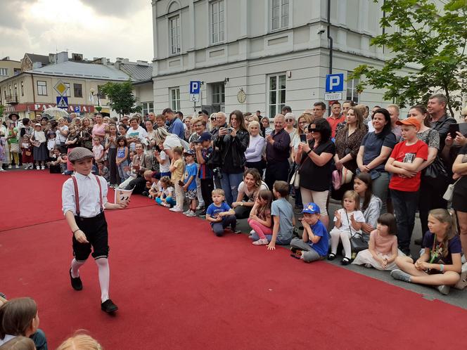 Siedlczanie mogli wsiąść w wehikuł czasu i zobaczyć ulicę Pułaskiego - Piękną sprzed stu lat