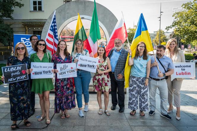 Portal na Placu Litewskim w Lublinie. Mieszkańcy połączyli się z Nowym Jorkiem