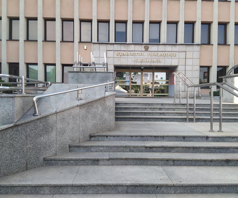 Absolutorium i wotum zaufania dla Zarządu Powiatu w Siedlcach 