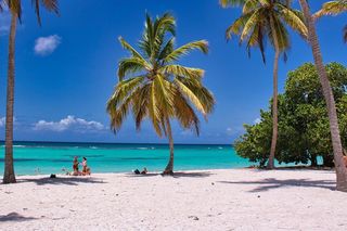 Jesień nowym sezonem urlopowym Polaków. Szeroka oferta i niższe ceny przekonują do podróży