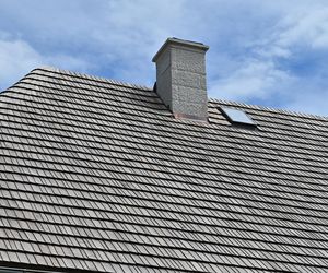 Ruiny domów i gospodarstw z czasem, bardzo powoli odzyskują dawny wygląd - ruinersi są wytrwali