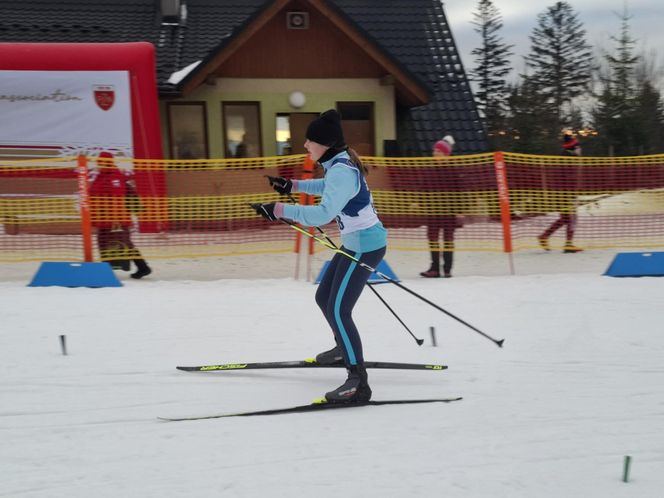 Narciarze SKI Tumlin na zawodach na Kubalonce