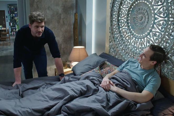 M jak miłość. Olek (Maurycy Popiel), Marcin (Mikołaj Roznerski)