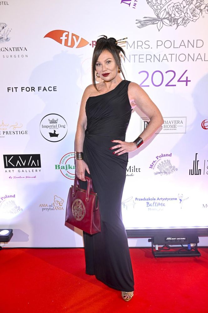 Tak się zmieniała Monika Jarosińska